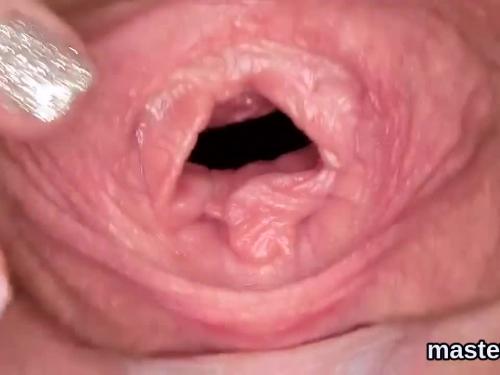 Czech kitten that is hot spreads her spread vagina into the unusual